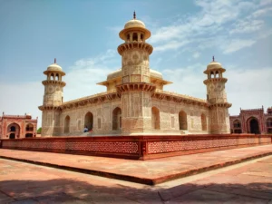 Read more about the article Tomb of Itimad-ud-Daulah, Agra