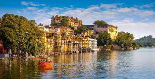 Read more about the article Lake Pichola
